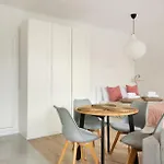 Apartment Polna Centrum By Bookinghost