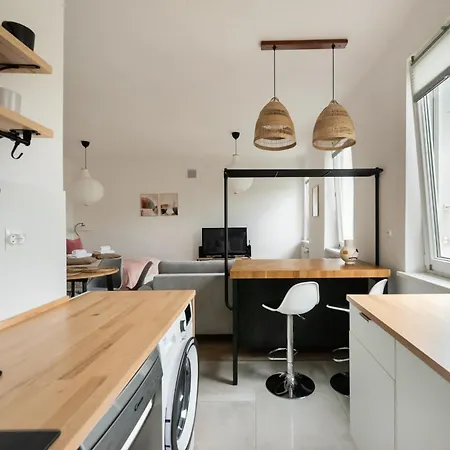 شقة Polna Centrum By Bookinghost